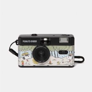 Parks Project x Peanuts Film camera